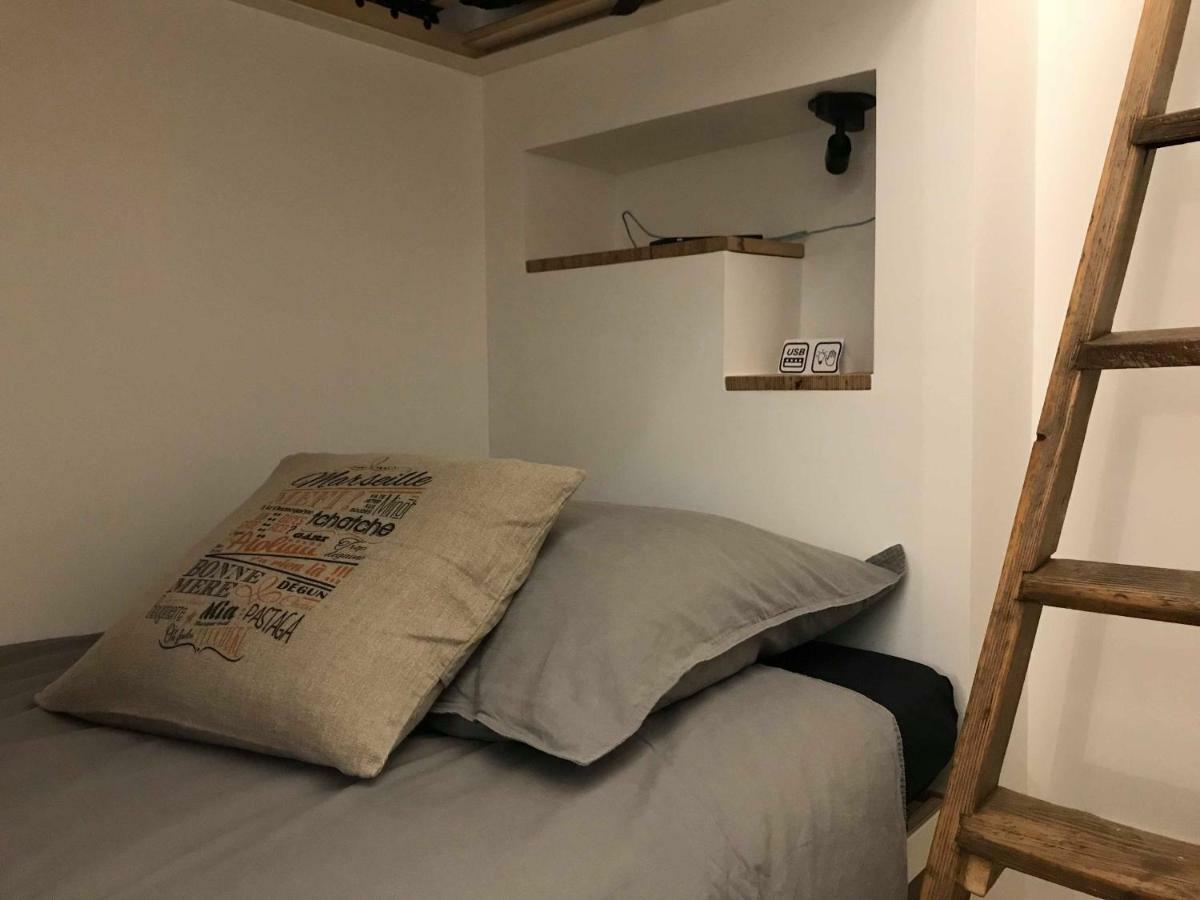 مارسيليا Le Penequet : L'Appartement Du Vieux Port ☺ المظهر الخارجي الصورة